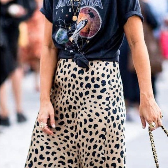 LEOPARD SATIN MIDI SKIRT NWT - Picture 3 of 5